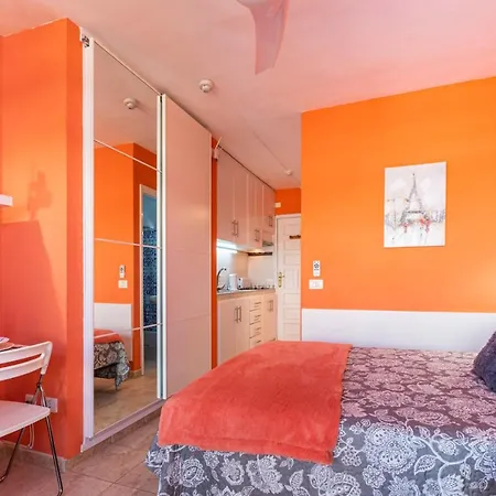 Sweet Coral Beach Apartment *